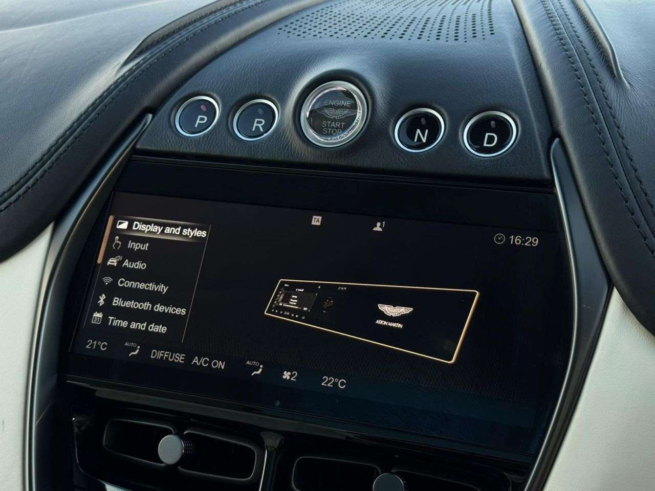 2022 ASTON MARTIN DBX 2022 ASTON MARTIN DBX