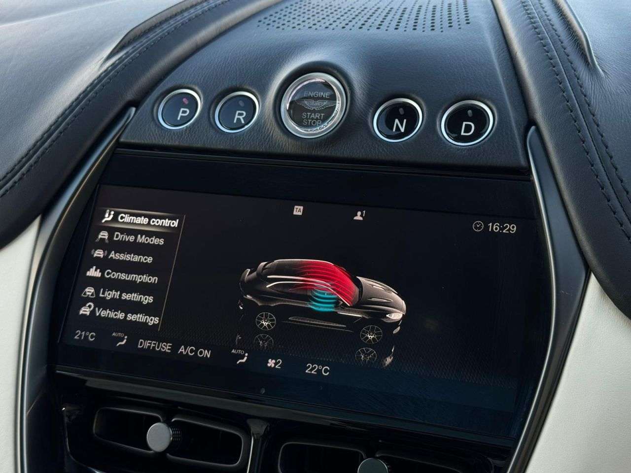 2022 ASTON MARTIN DBX 2022 ASTON MARTIN DBX