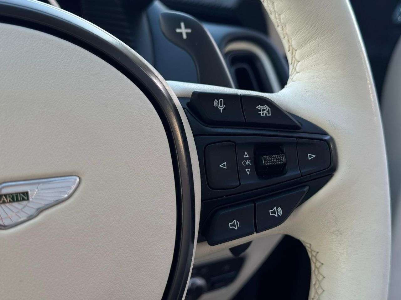 2022 ASTON MARTIN DBX 2022 ASTON MARTIN DBX