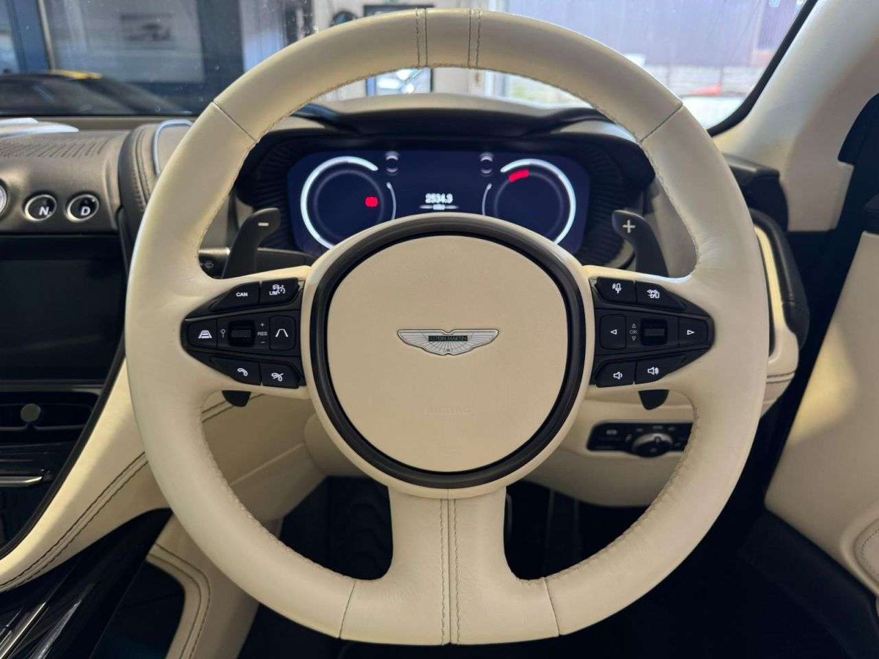 2022 ASTON MARTIN DBX 2022 ASTON MARTIN DBX