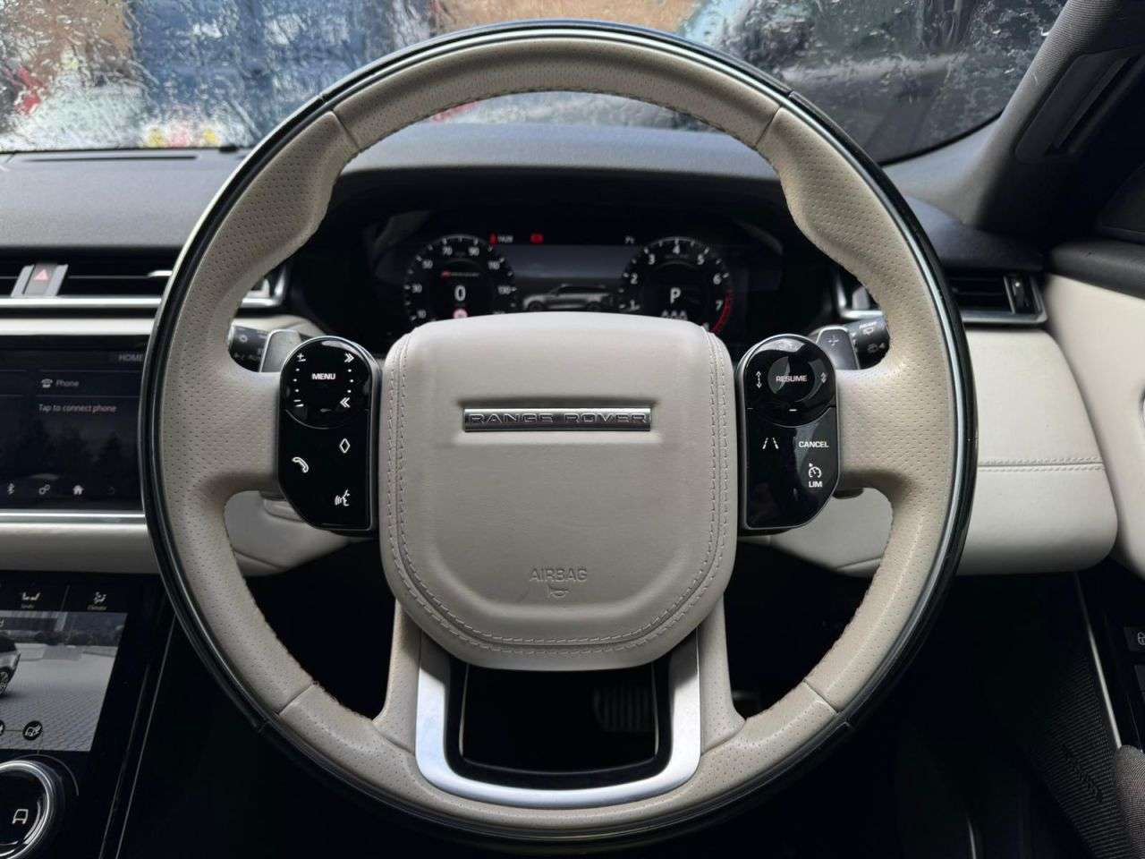 A 2018 LAND ROVER RANGE ROVER VELAR 2.0 P250 R-Dynamic HSE SUV 5dr Petrol Auto 4WD Euro 6 (s/s) (250 bhp) FINAN A 2018 LAND ROVER RANGE ROVER VELAR 2.0 P250 R-Dynamic HSE SUV 5dr Petrol Auto 4WD Euro 6 (s/s) (250 bhp) FINAN