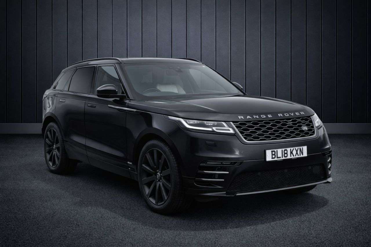 A 2018 LAND ROVER RANGE ROVER VELAR 2.0 P250 R-Dynamic HSE SUV 5dr Petrol Auto 4WD Euro 6 (s/s) (250 bhp) FINAN A 2018 LAND ROVER RANGE ROVER VELAR 2.0 P250 R-Dynamic HSE SUV 5dr Petrol Auto 4WD Euro 6 (s/s) (250 bhp) FINAN