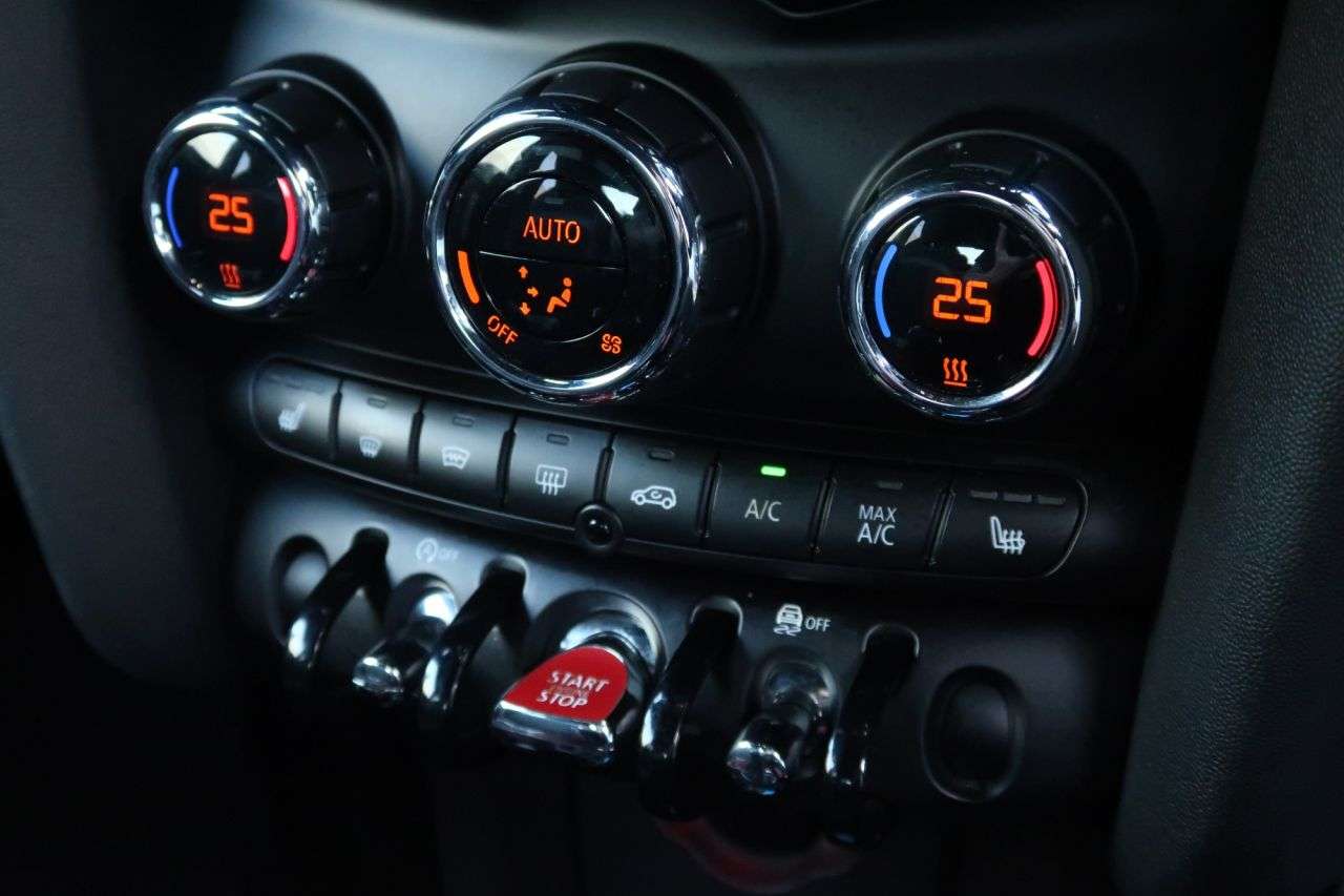 2018 MINI HATCH 2018 MINI HATCH