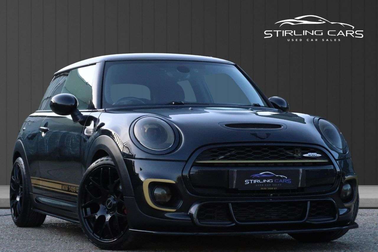 A 2018 MINI HATCH 1.5 One 1499 GT Hatchback 3dr Petrol Steptronic Euro 6 (s/s) (102 ps) FINAN A 2018 MINI HATCH 1.5 One 1499 GT Hatchback 3dr Petrol Steptronic Euro 6 (s/s) (102 ps) FINAN