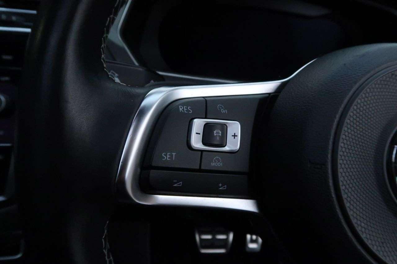 2018 VOLKSWAGEN TIGUAN 2018 VOLKSWAGEN TIGUAN