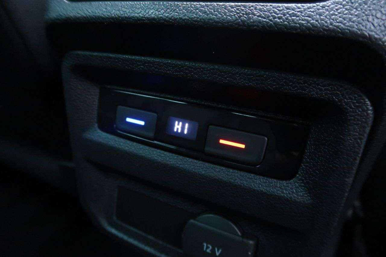 2018 VOLKSWAGEN TIGUAN 2018 VOLKSWAGEN TIGUAN