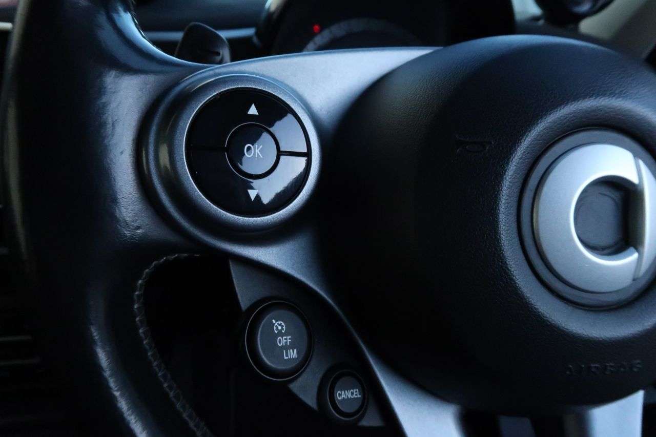 2017 SMART FORFOUR 2017 SMART FORFOUR