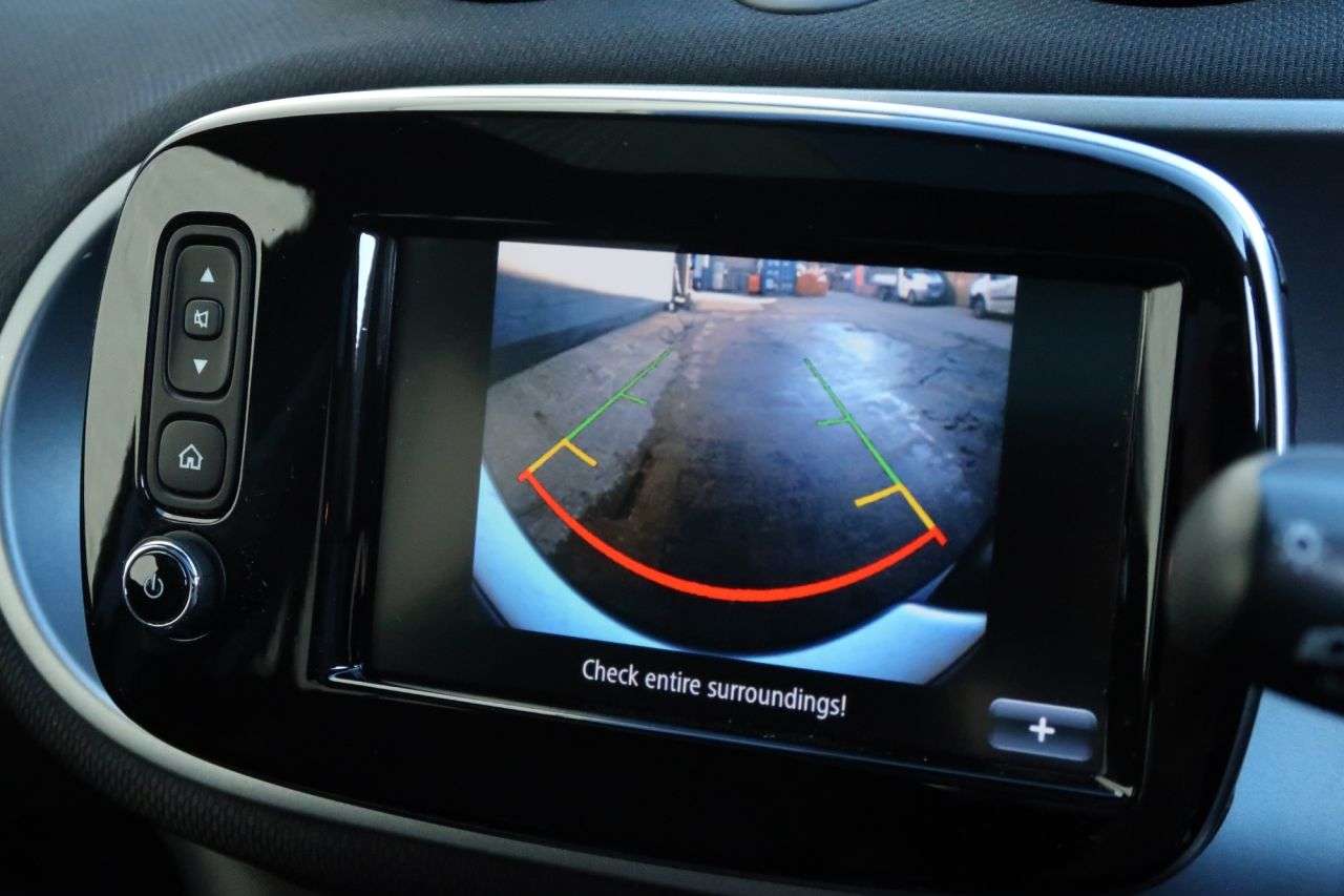 2017 SMART FORFOUR 2017 SMART FORFOUR