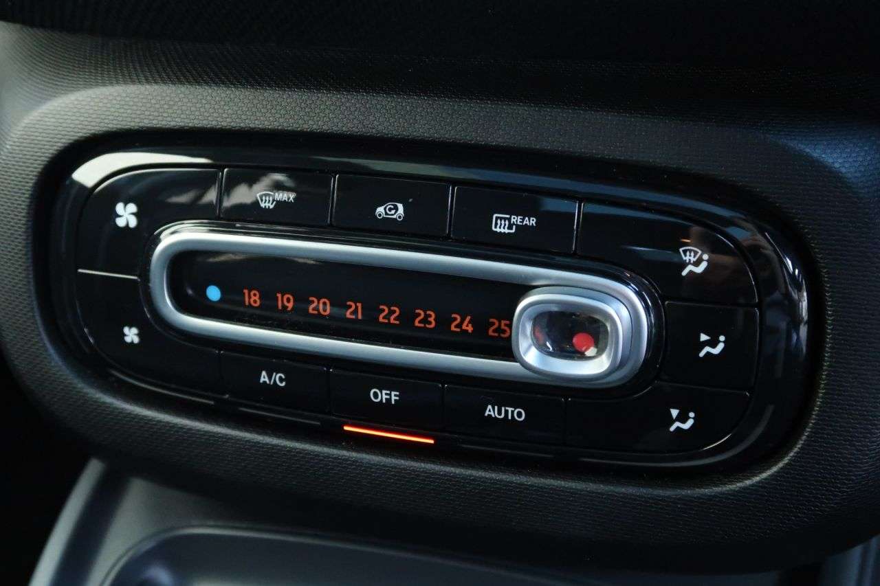 2017 SMART FORFOUR 2017 SMART FORFOUR