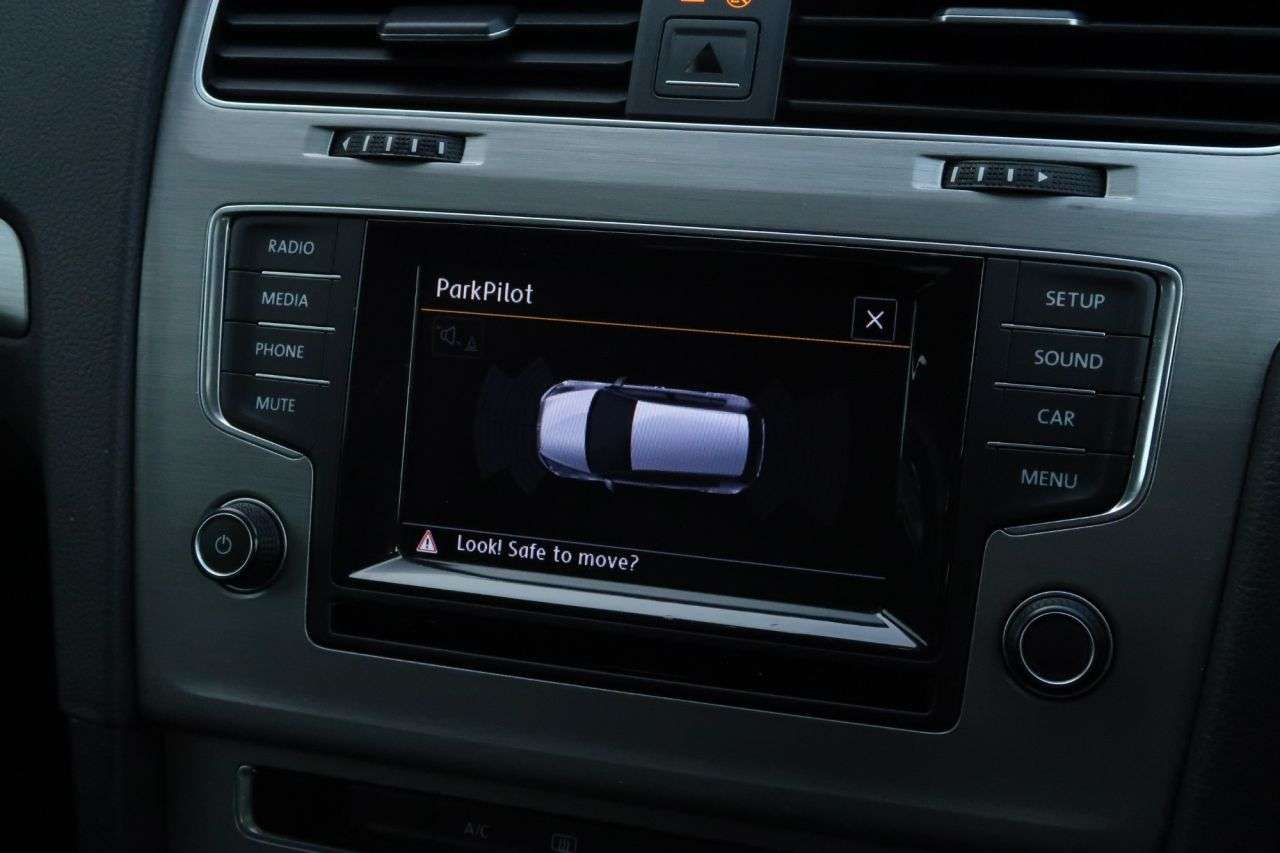 2015 VOLKSWAGEN GOLF 2015 VOLKSWAGEN GOLF