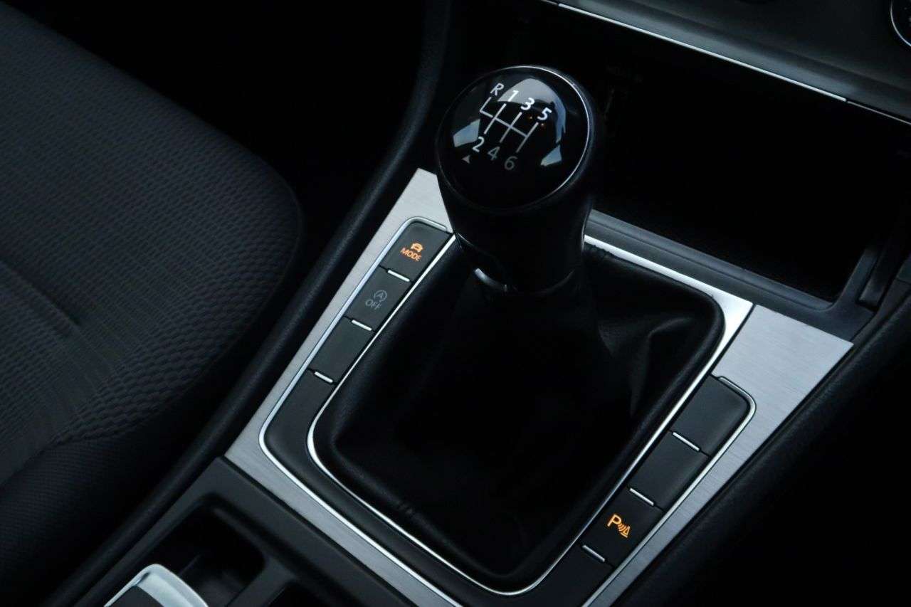 2015 VOLKSWAGEN GOLF 2015 VOLKSWAGEN GOLF