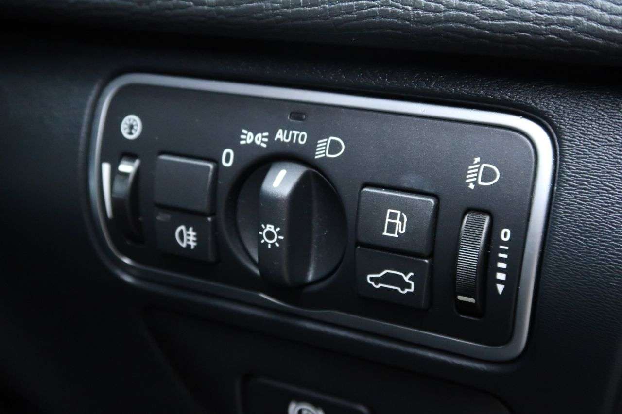 2016 VOLVO XC60 2016 VOLVO XC60