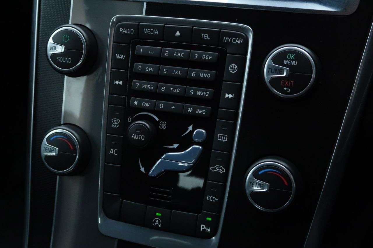 2016 VOLVO XC60 2016 VOLVO XC60