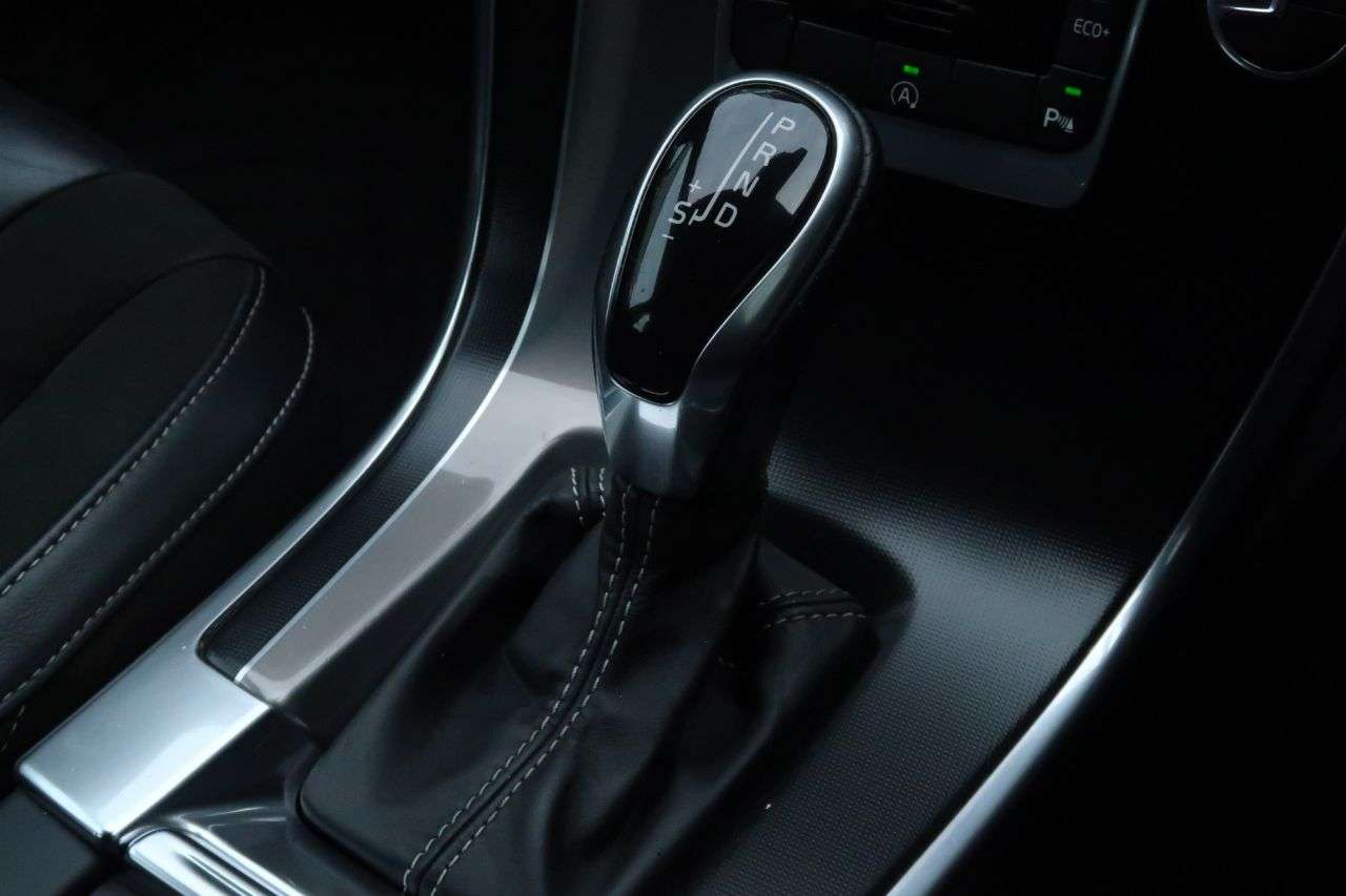 2016 VOLVO XC60 2016 VOLVO XC60