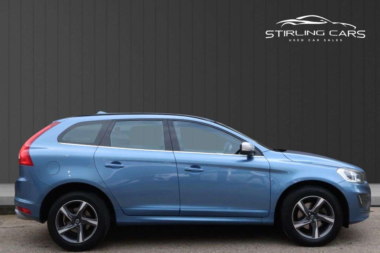 A 2016 VOLVO XC60 2.0 D4 R-Design Nav SUV 5dr Diesel Auto Euro 6 (s/s) (190 ps) FINANCE+WARRA A 2016 VOLVO XC60 2.0 D4 R-Design Nav SUV 5dr Diesel Auto Euro 6 (s/s) (190 ps) FINANCE+WARRA