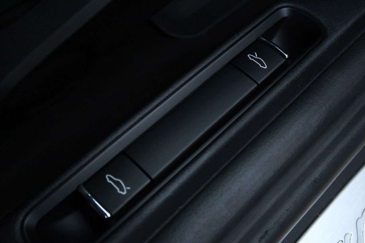 2017 PORSCHE 718 CAYMAN 2017 PORSCHE 718 CAYMAN