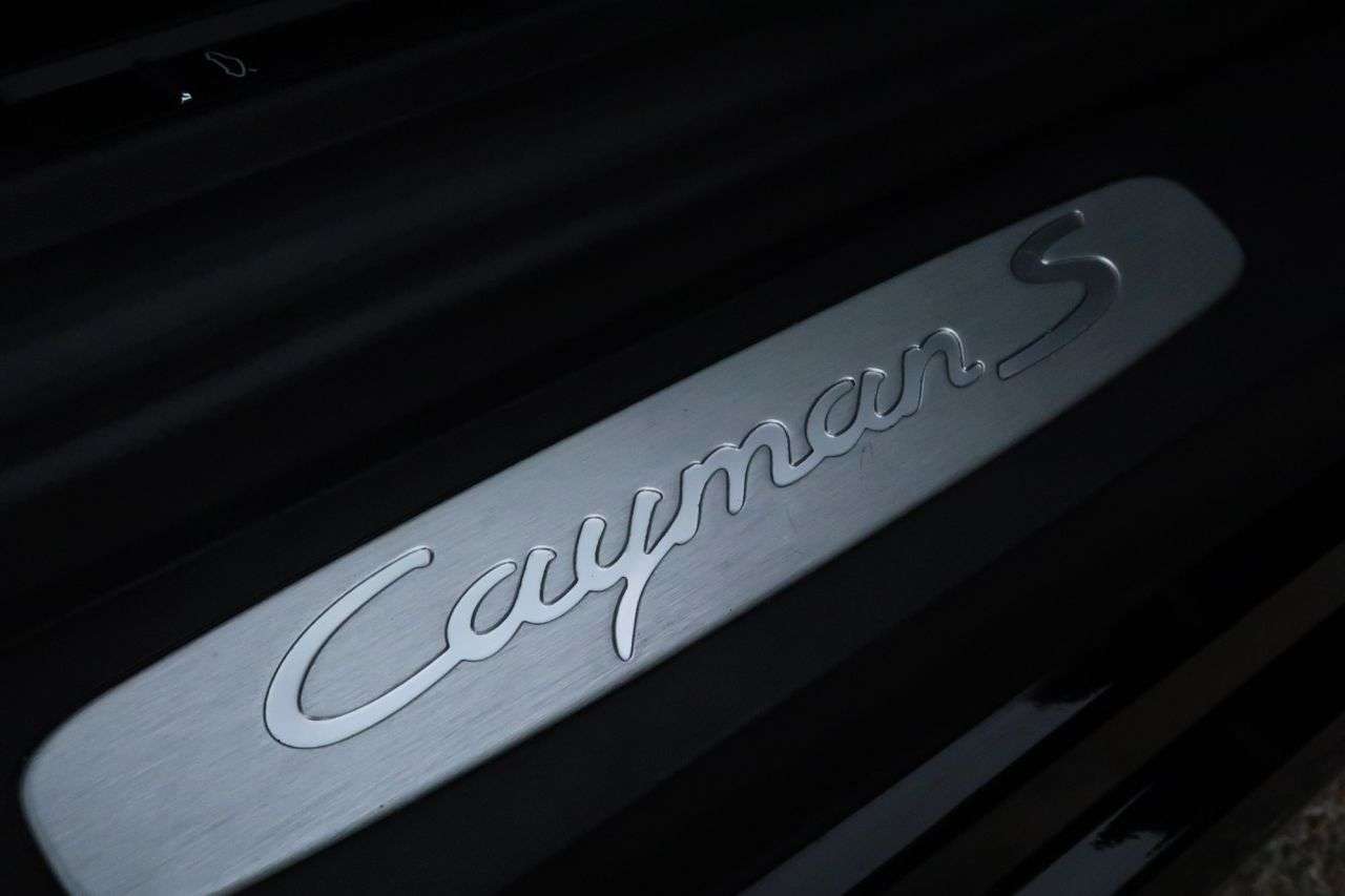 2017 PORSCHE 718 CAYMAN 2017 PORSCHE 718 CAYMAN