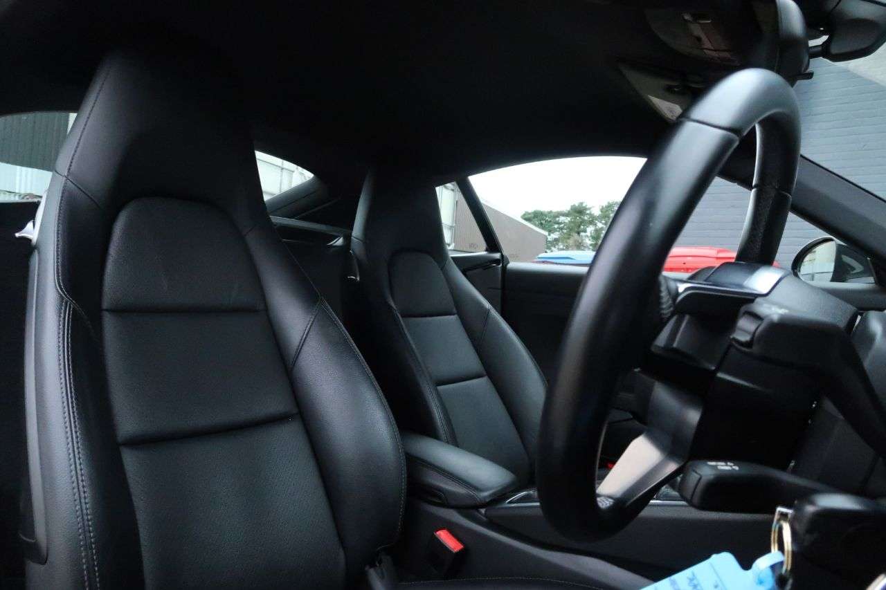 A 2017 PORSCHE 718 CAYMAN 2.5T S Coupe 2dr Petrol Manual Euro 6 (s/s) (350 ps) FINANCE+WARRANTY+SERVI A 2017 PORSCHE 718 CAYMAN 2.5T S Coupe 2dr Petrol Manual Euro 6 (s/s) (350 ps) FINANCE+WARRANTY+SERVI