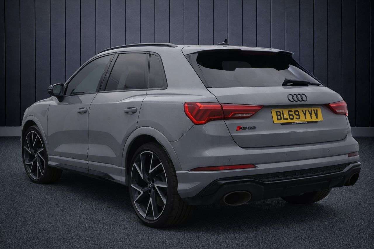 A 2020 AUDI RS Q3 2.5 TFSI SUV 5dr Petrol S Tronic quattro Euro 6 (s/s) (400 ps) FINANCE+WARR A 2020 AUDI RS Q3 2.5 TFSI SUV 5dr Petrol S Tronic quattro Euro 6 (s/s) (400 ps) FINANCE+WARR