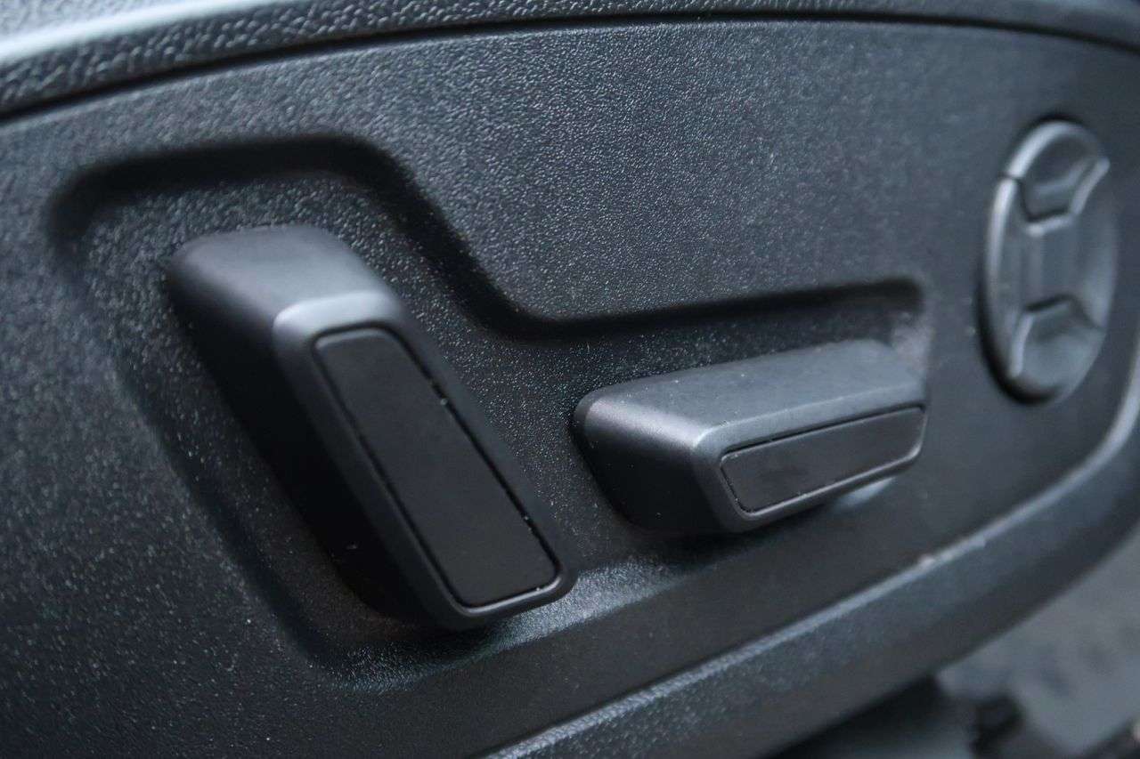 2020 AUDI RS Q3 2020 AUDI RS Q3