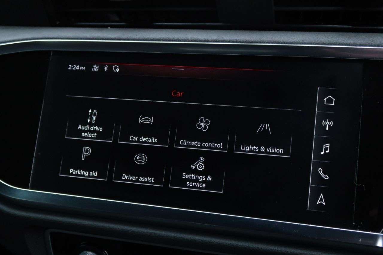 2020 AUDI RS Q3 2020 AUDI RS Q3