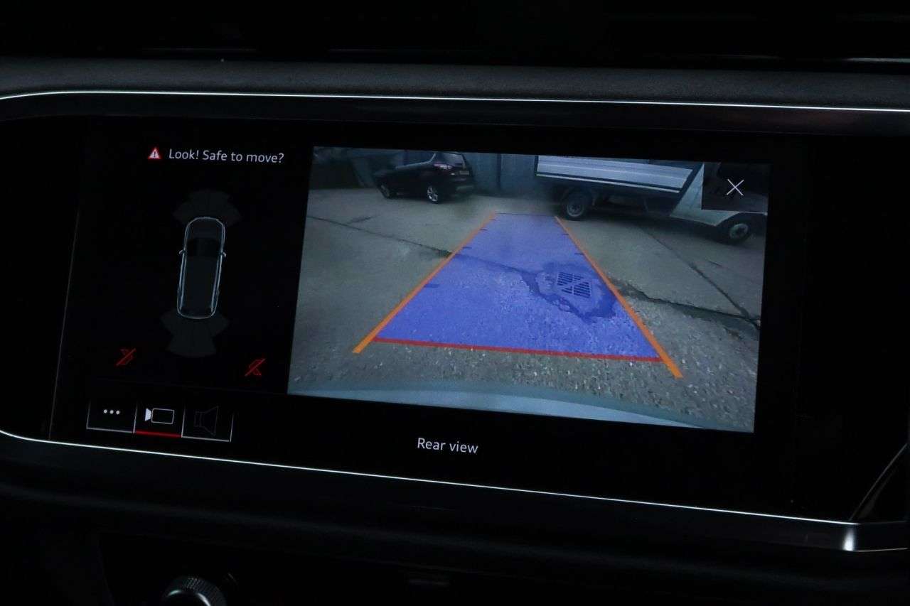 2020 AUDI RS Q3 2020 AUDI RS Q3