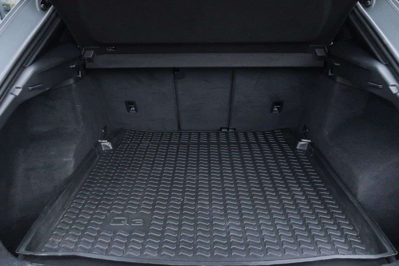 2020 AUDI RS Q3 2020 AUDI RS Q3