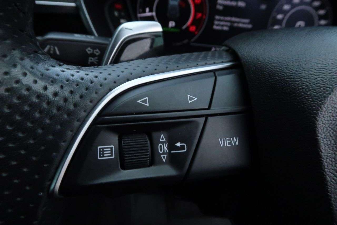 2020 AUDI RS Q3 2020 AUDI RS Q3