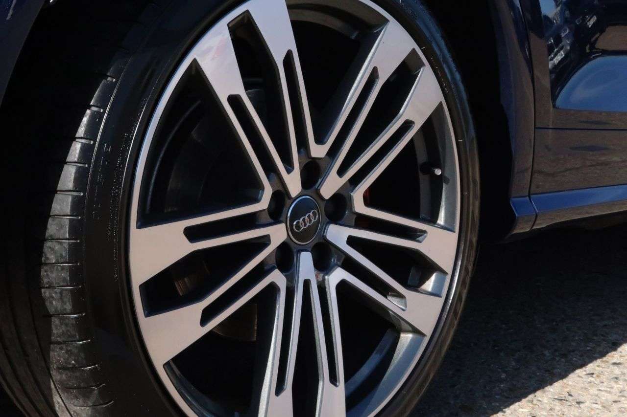 2020 AUDI SQ5 2020 AUDI SQ5