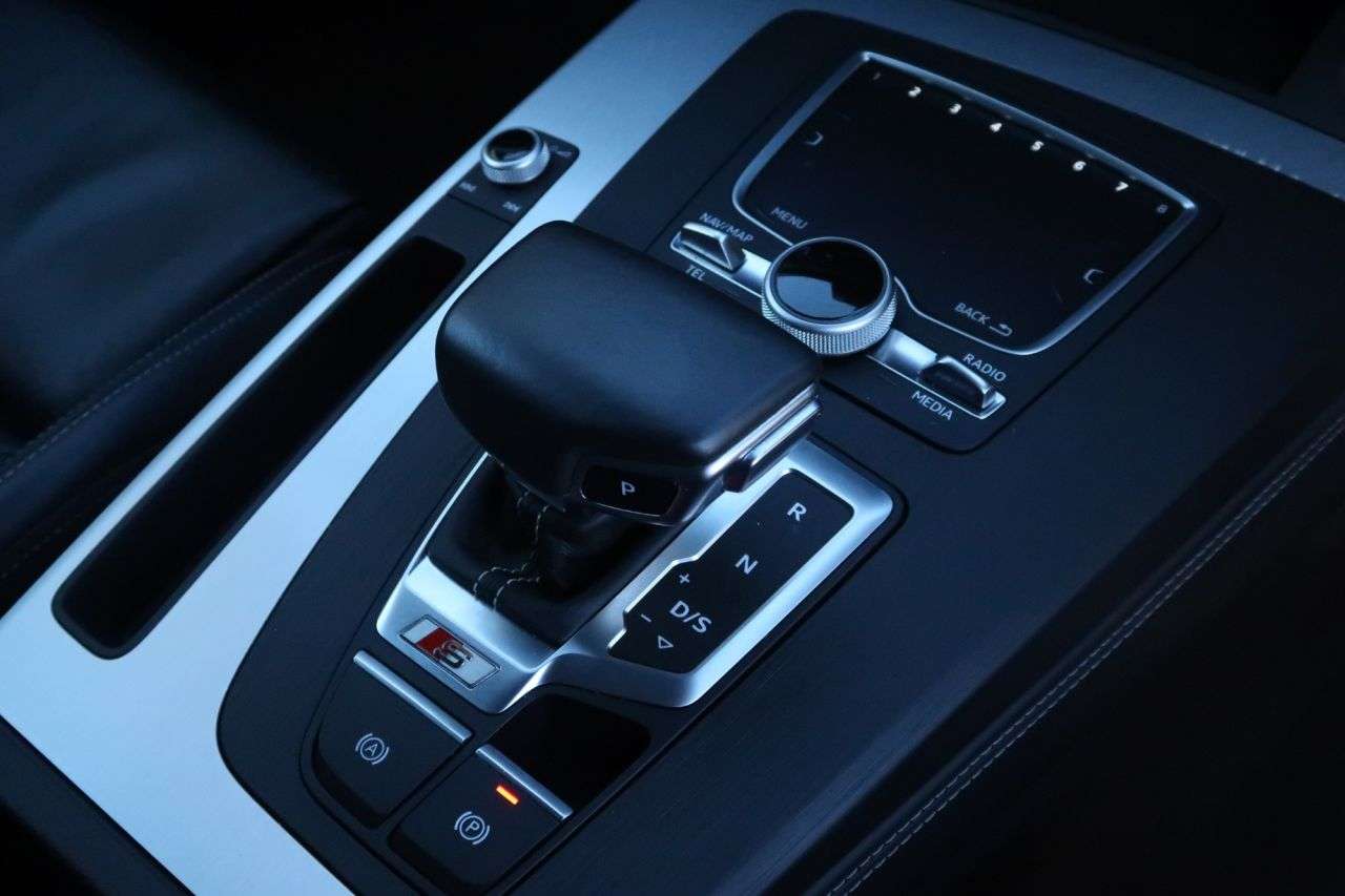 2020 AUDI SQ5 2020 AUDI SQ5