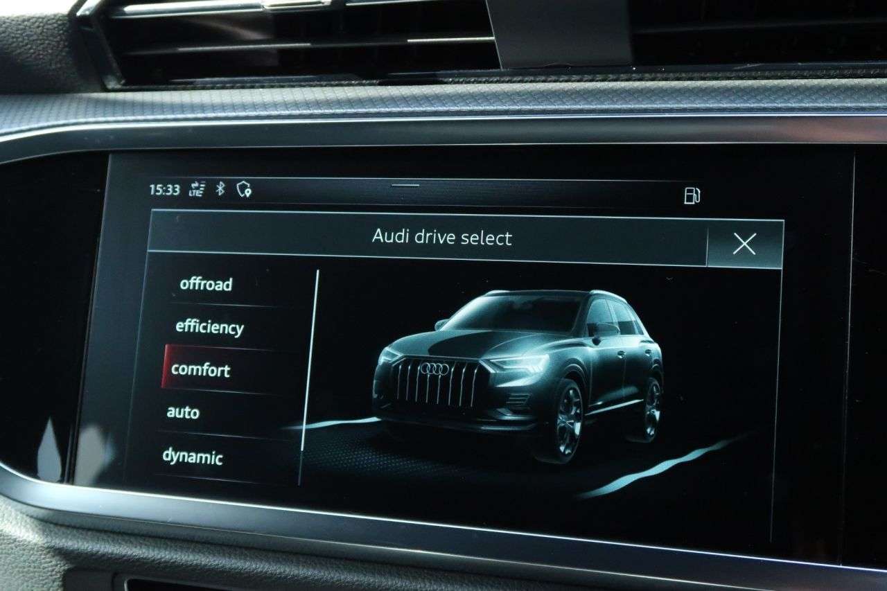 2019 AUDI Q3 2019 AUDI Q3