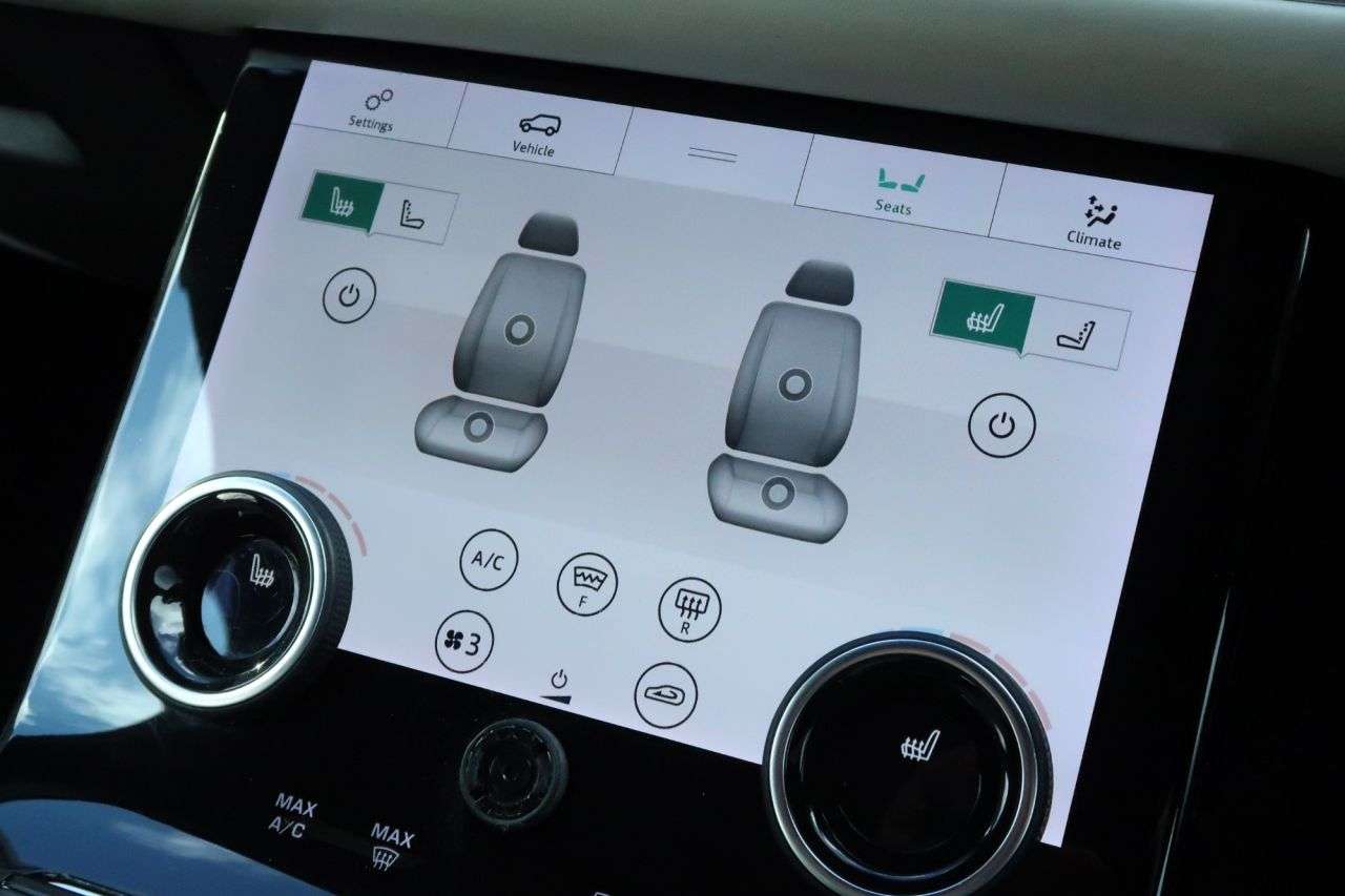 2017 LAND ROVER RANGE ROVER VELAR 2017 LAND ROVER RANGE ROVER VELAR