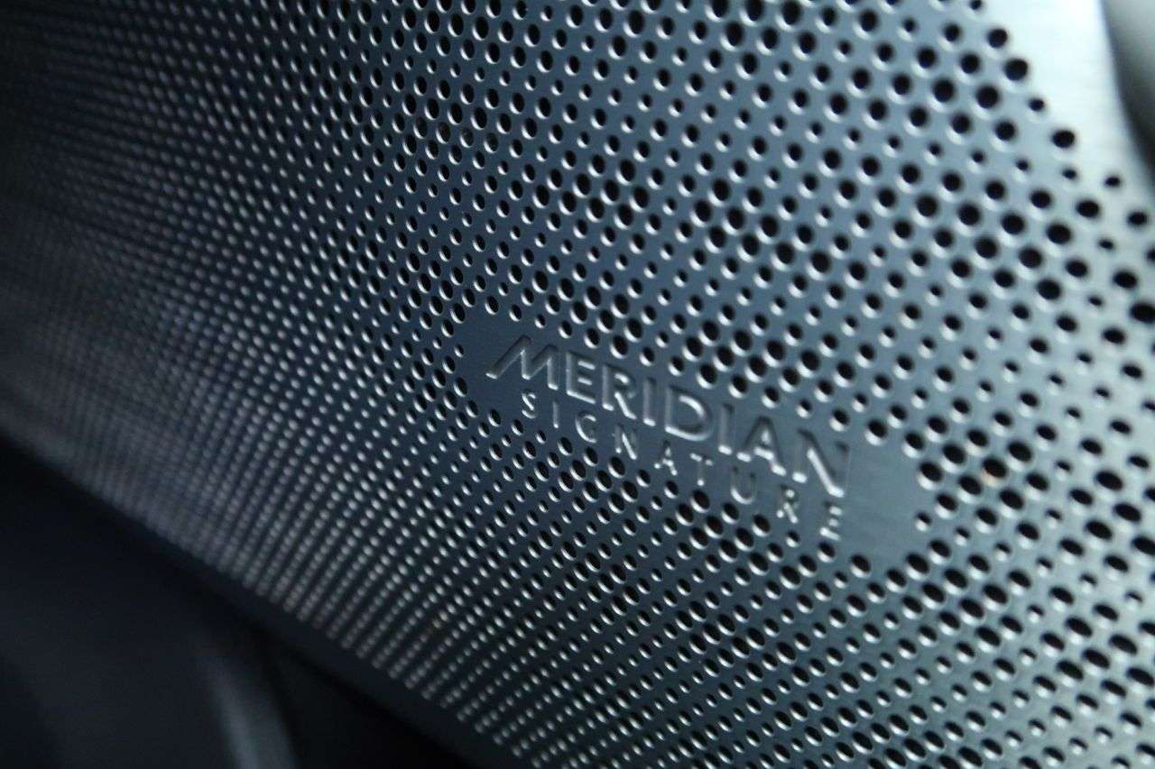 2017 LAND ROVER RANGE ROVER VELAR 2017 LAND ROVER RANGE ROVER VELAR