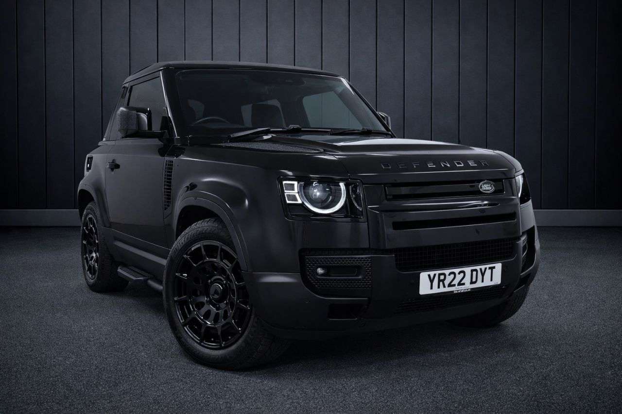 A 2022 LAND ROVER DEFENDER 3.0 D250 MHEV HSE SUV 3dr Diesel Auto 4WD Euro 6 (s/s) (250 ps) FINANCE+WAR A 2022 LAND ROVER DEFENDER 3.0 D250 MHEV HSE SUV 3dr Diesel Auto 4WD Euro 6 (s/s) (250 ps) FINANCE+WAR