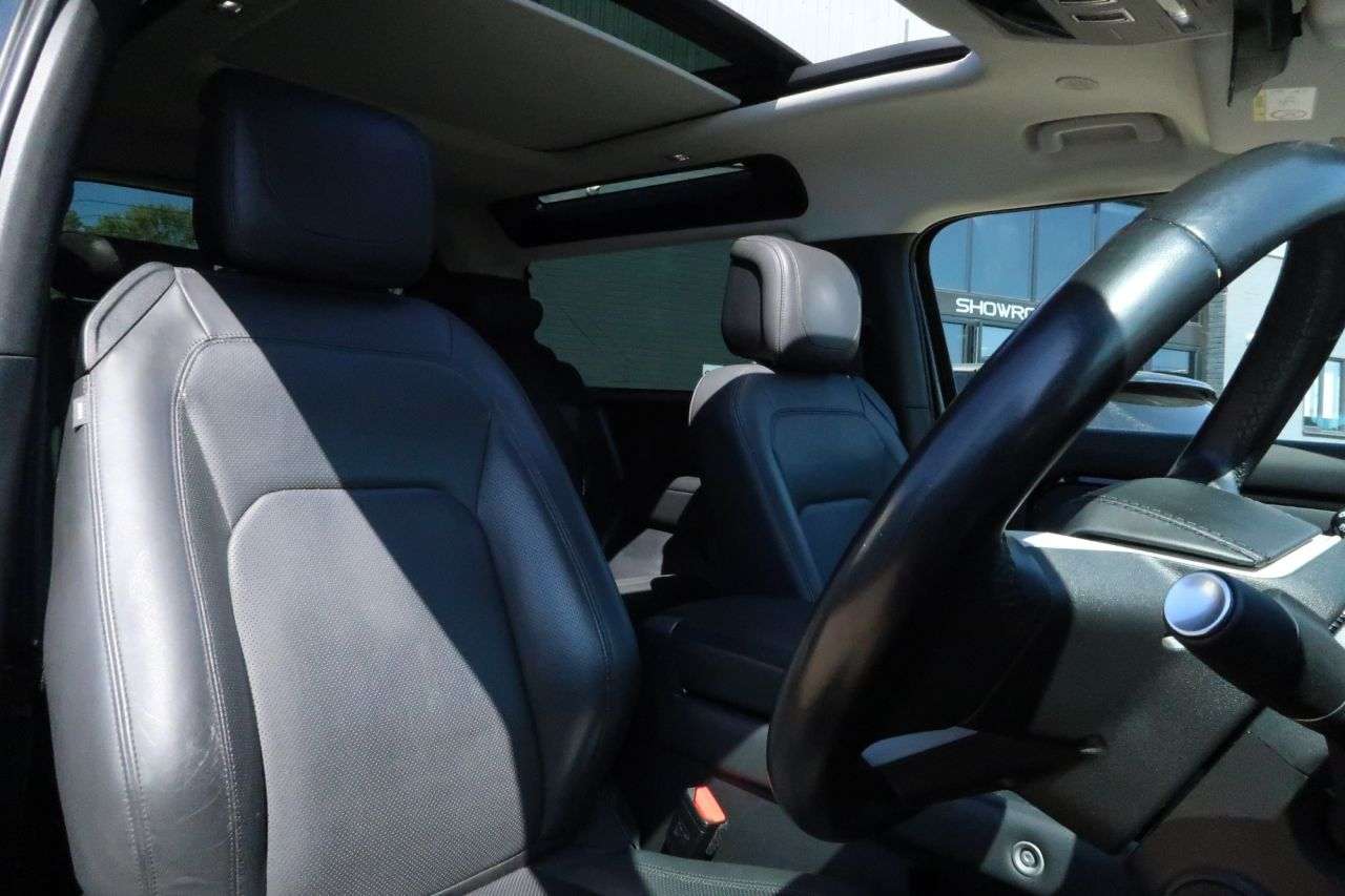 A 2022 LAND ROVER DEFENDER 3.0 D250 MHEV HSE SUV 3dr Diesel Auto 4WD Euro 6 (s/s) (250 ps) FINANCE+WAR A 2022 LAND ROVER DEFENDER 3.0 D250 MHEV HSE SUV 3dr Diesel Auto 4WD Euro 6 (s/s) (250 ps) FINANCE+WAR