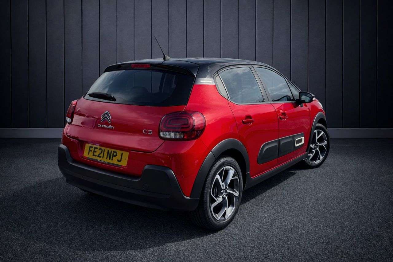 A 2021 CITROEN C3 1.2 PureTech Shine Hatchback 5dr Petrol Manual Euro 6 (s/s) (83 ps) FINANCE A 2021 CITROEN C3 1.2 PureTech Shine Hatchback 5dr Petrol Manual Euro 6 (s/s) (83 ps) FINANCE