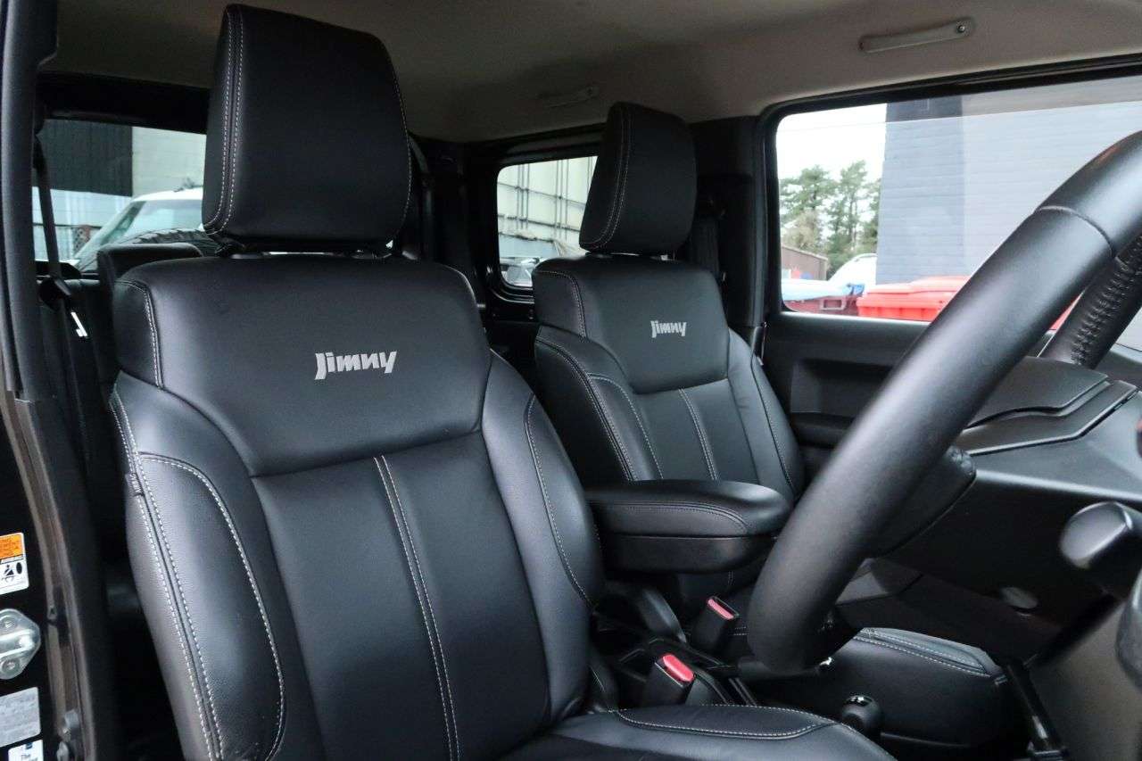 A 2020 SUZUKI JIMNY 1.5 SZ5 SUV 3dr Petrol Manual ALLGRIP Euro 6 (101 ps) FINANCE+WARRANTY+SERV A 2020 SUZUKI JIMNY 1.5 SZ5 SUV 3dr Petrol Manual ALLGRIP Euro 6 (101 ps) FINANCE+WARRANTY+SERV