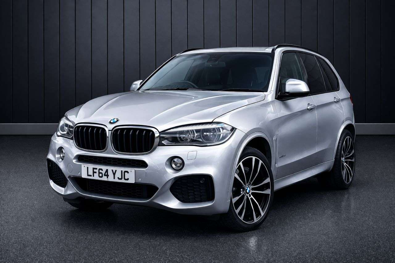 A 2014 BMW X5 3.0 40d M Sport SUV 5dr Diesel Auto xDrive Euro 6 (s/s) (313 ps) A 2014 BMW X5 3.0 40d M Sport SUV 5dr Diesel Auto xDrive Euro 6 (s/s) (313 ps)