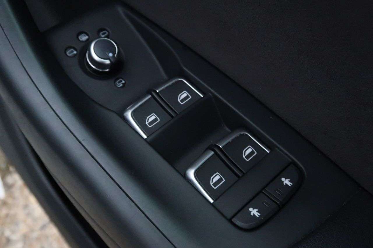 2018 AUDI Q3 2018 AUDI Q3