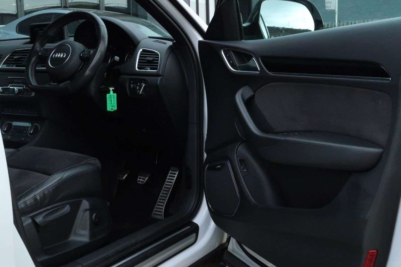 2018 AUDI Q3 2018 AUDI Q3