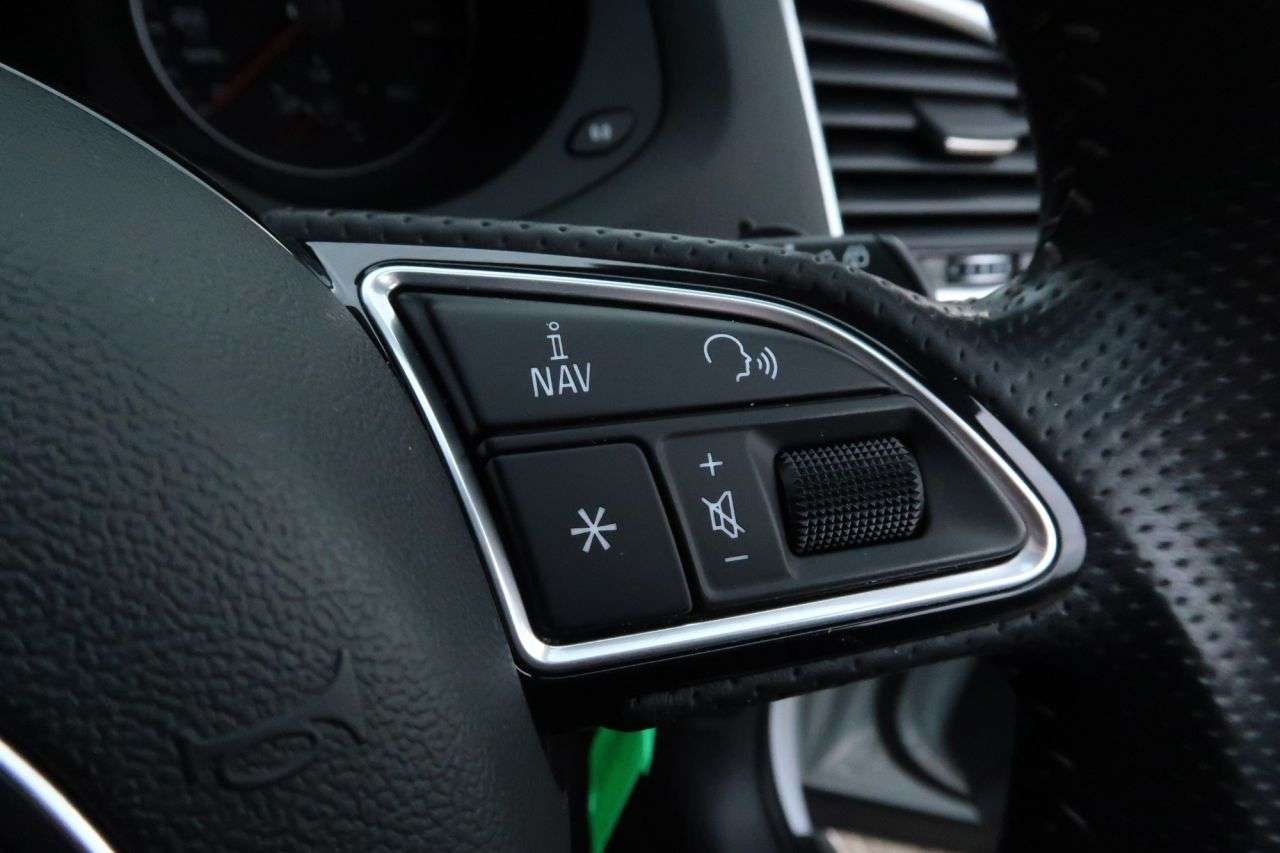 2018 AUDI Q3 2018 AUDI Q3