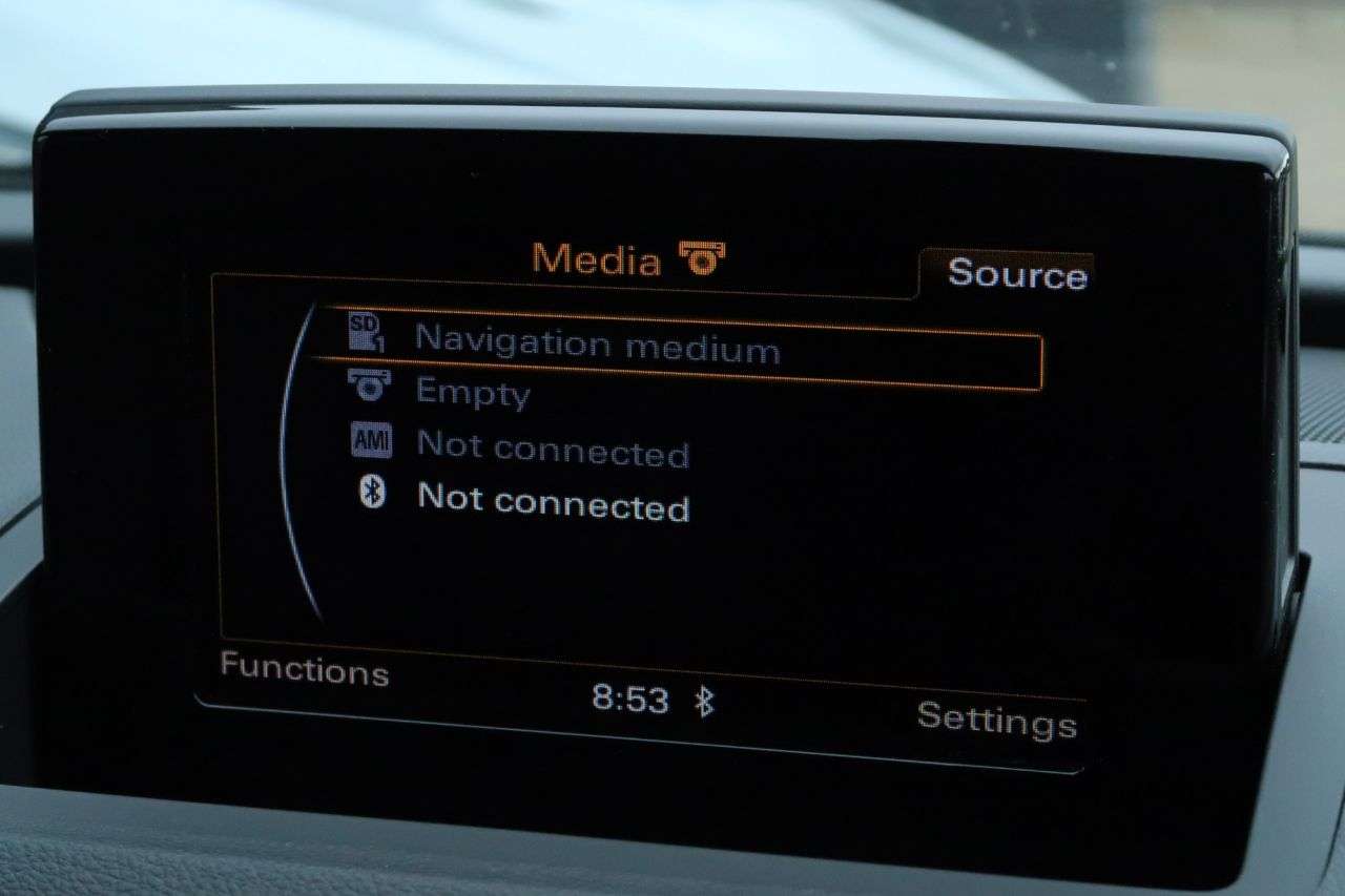 2018 AUDI Q3 2018 AUDI Q3