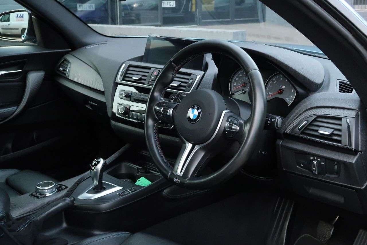 A 2016 BMW M2 3.0i Coupe 2dr Petrol DCT Euro 6 (s/s) (370 ps) FINANCE+WARRANTY+SERVICE A 2016 BMW M2 3.0i Coupe 2dr Petrol DCT Euro 6 (s/s) (370 ps) FINANCE+WARRANTY+SERVICE