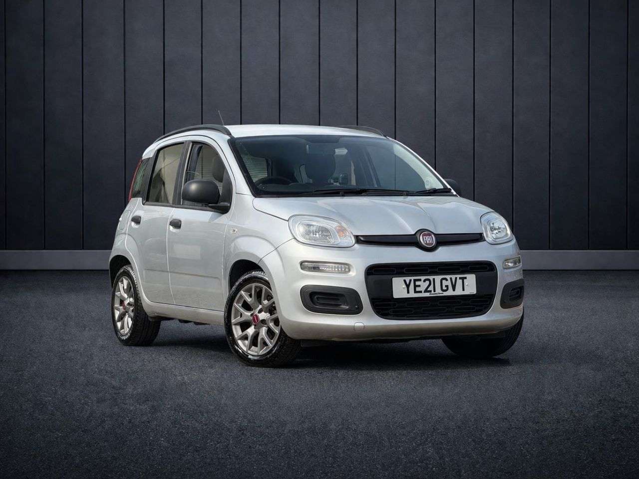 A 2021 FIAT PANDA 1.0 MHEV Easy Hatchback 5dr Petrol Manual Euro 6 (s/s) (70 bhp) CAT S WARRA A 2021 FIAT PANDA 1.0 MHEV Easy Hatchback 5dr Petrol Manual Euro 6 (s/s) (70 bhp) CAT S WARRA