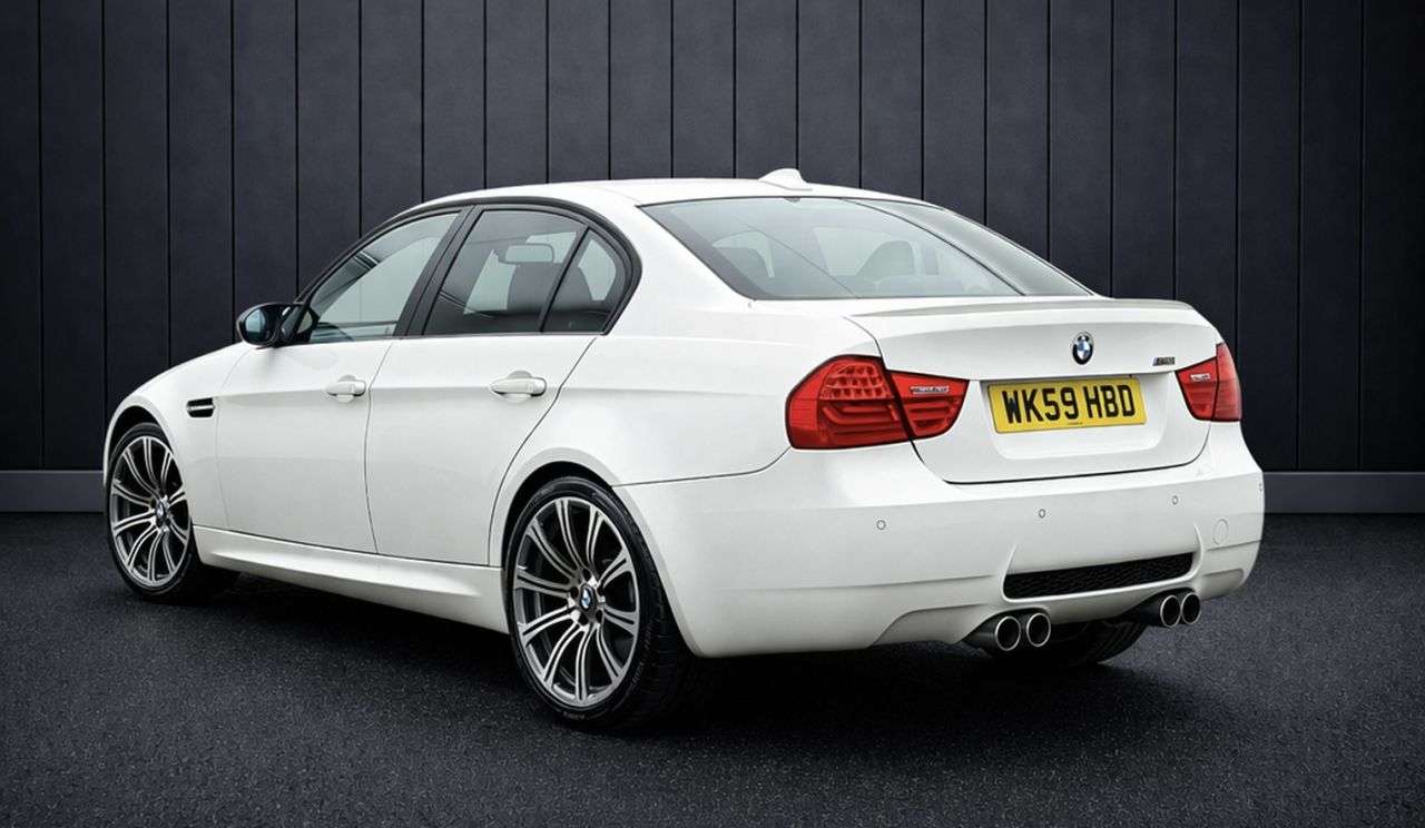 A 2010 BMW M3 4.0 iV8 Saloon 4dr Petrol DCT Euro 4 (420 ps) FINANCE+WARRANTY+SERVICE A 2010 BMW M3 4.0 iV8 Saloon 4dr Petrol DCT Euro 4 (420 ps) FINANCE+WARRANTY+SERVICE