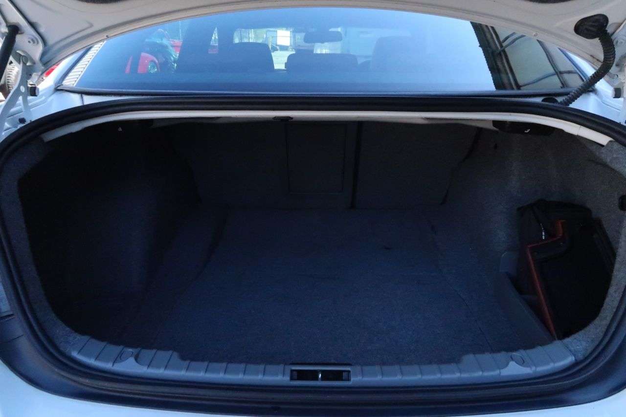 2010 BMW M3 2010 BMW M3