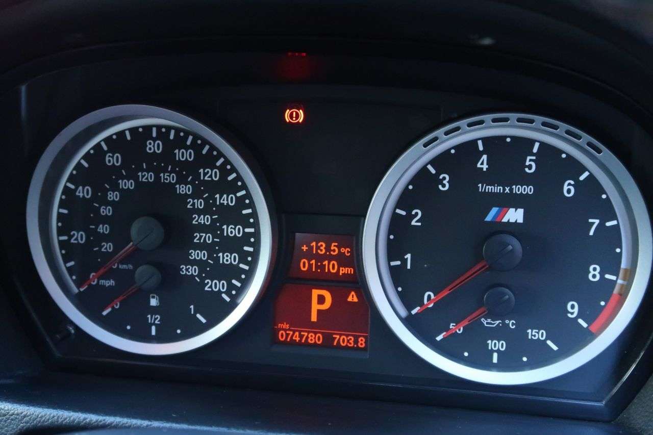2010 BMW M3 2010 BMW M3