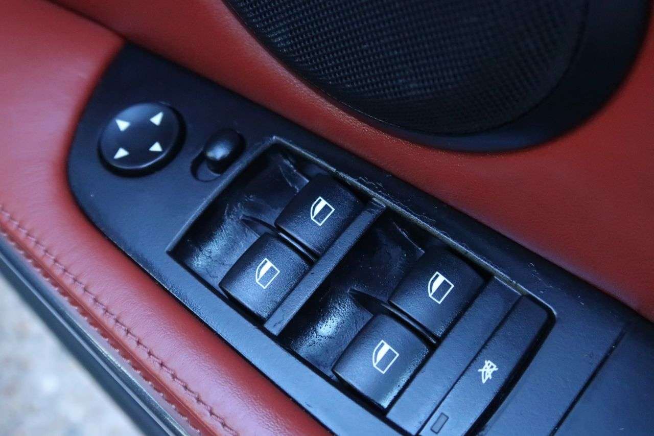 2010 BMW M3 2010 BMW M3