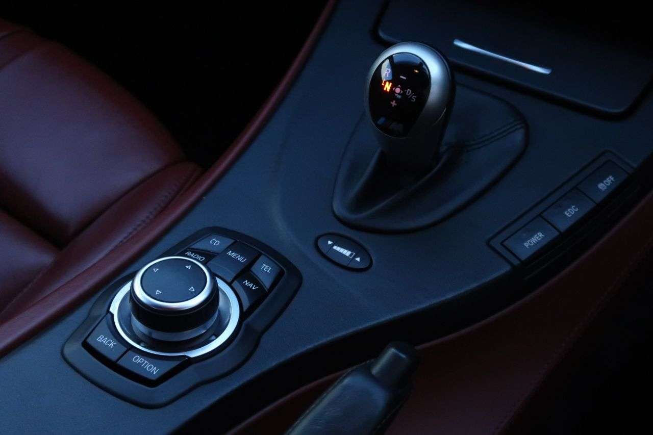 2010 BMW M3 2010 BMW M3