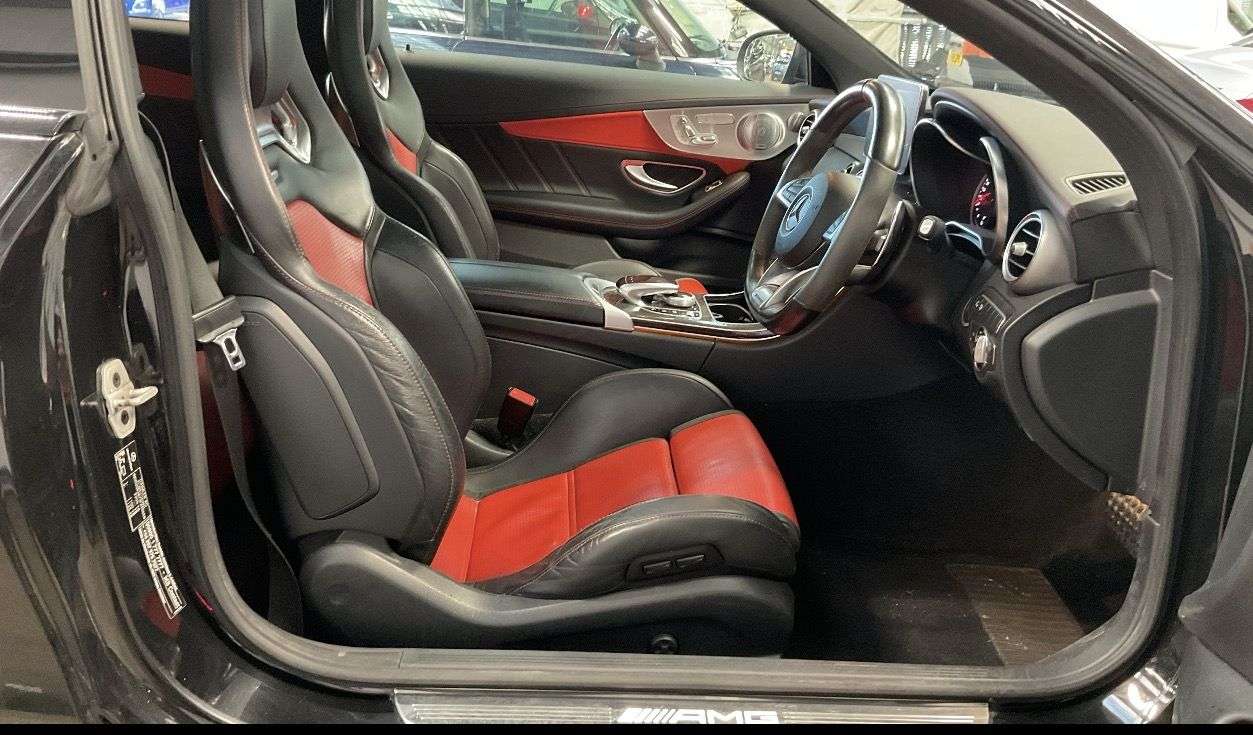 A 2016 MERCEDES-BENZ C-CLASS 4.0 C63 V8 BiTurbo AMG S (Premium) Coupe 2dr Petrol SpdS MCT Euro 6 (s/s) ( A 2016 MERCEDES-BENZ C-CLASS 4.0 C63 V8 BiTurbo AMG S (Premium) Coupe 2dr Petrol SpdS MCT Euro 6 (s/s) (